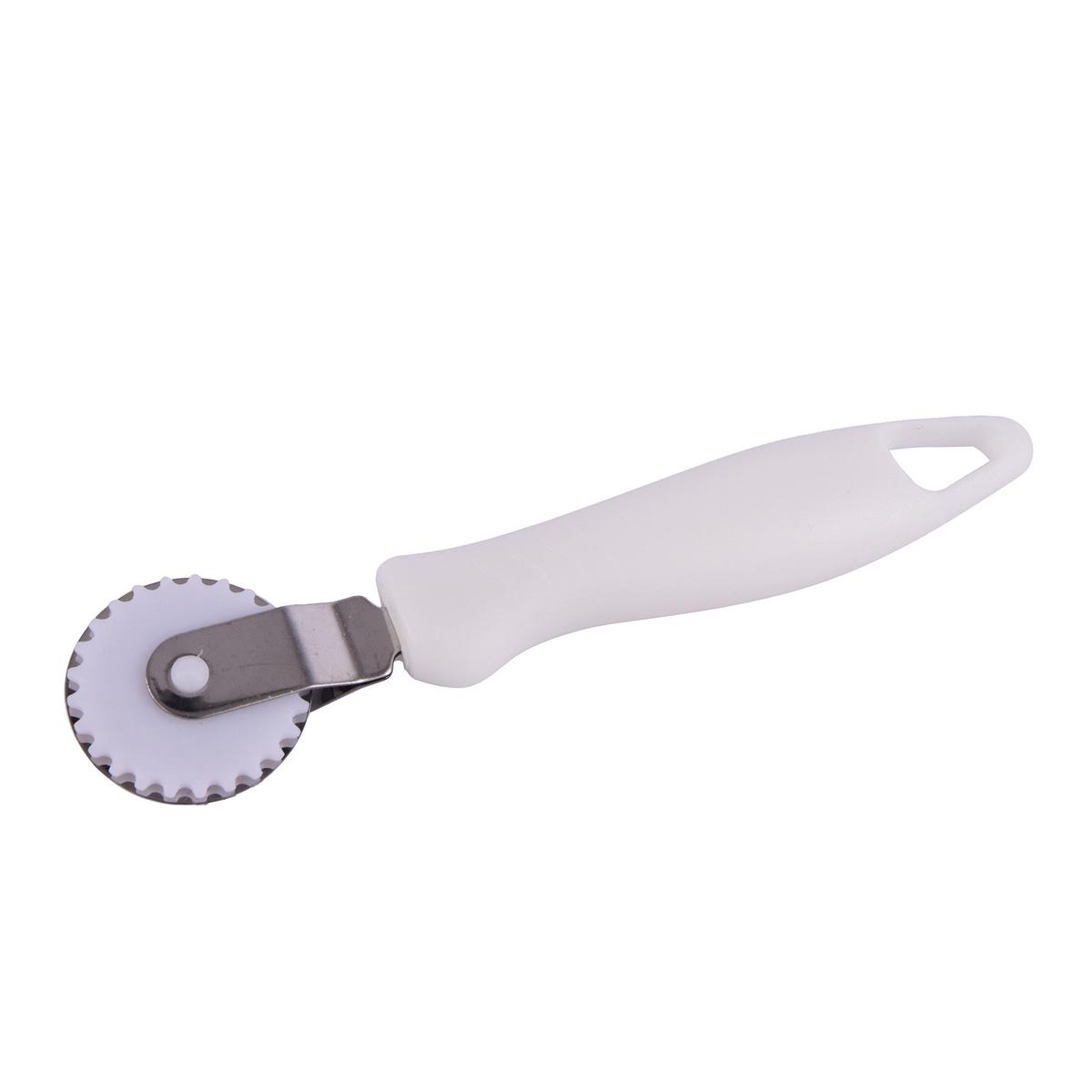 Pasta Cutter With White Handle