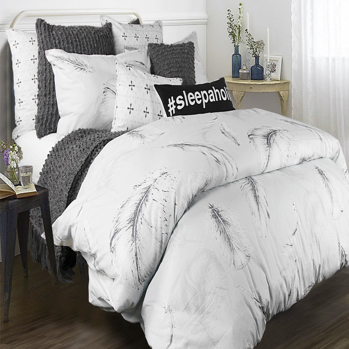Duvet Cover & Shams Set – Veren