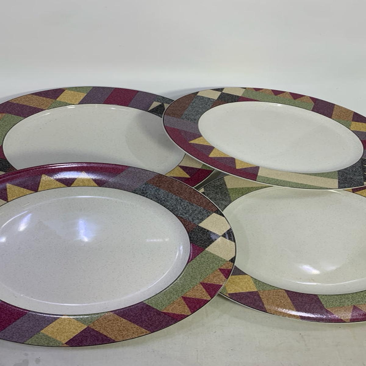 4 STUDIO NOVA PALM DESERT DINNER PLATES.