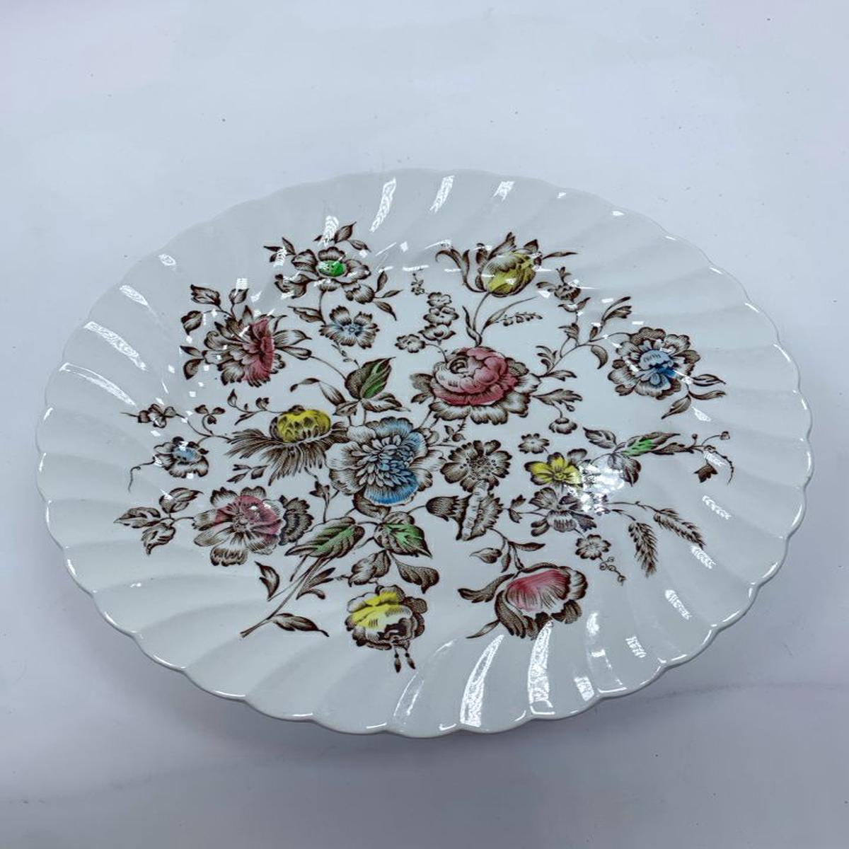 10 VTG STAFFORDSHIRE BOUQUET DESSERT PLATES.